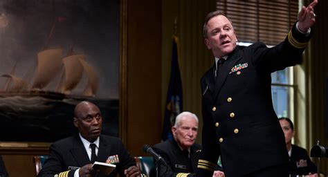 The Caine Mutiny, A gripping courtroom drama about naval mutiny and fractured masculinity!